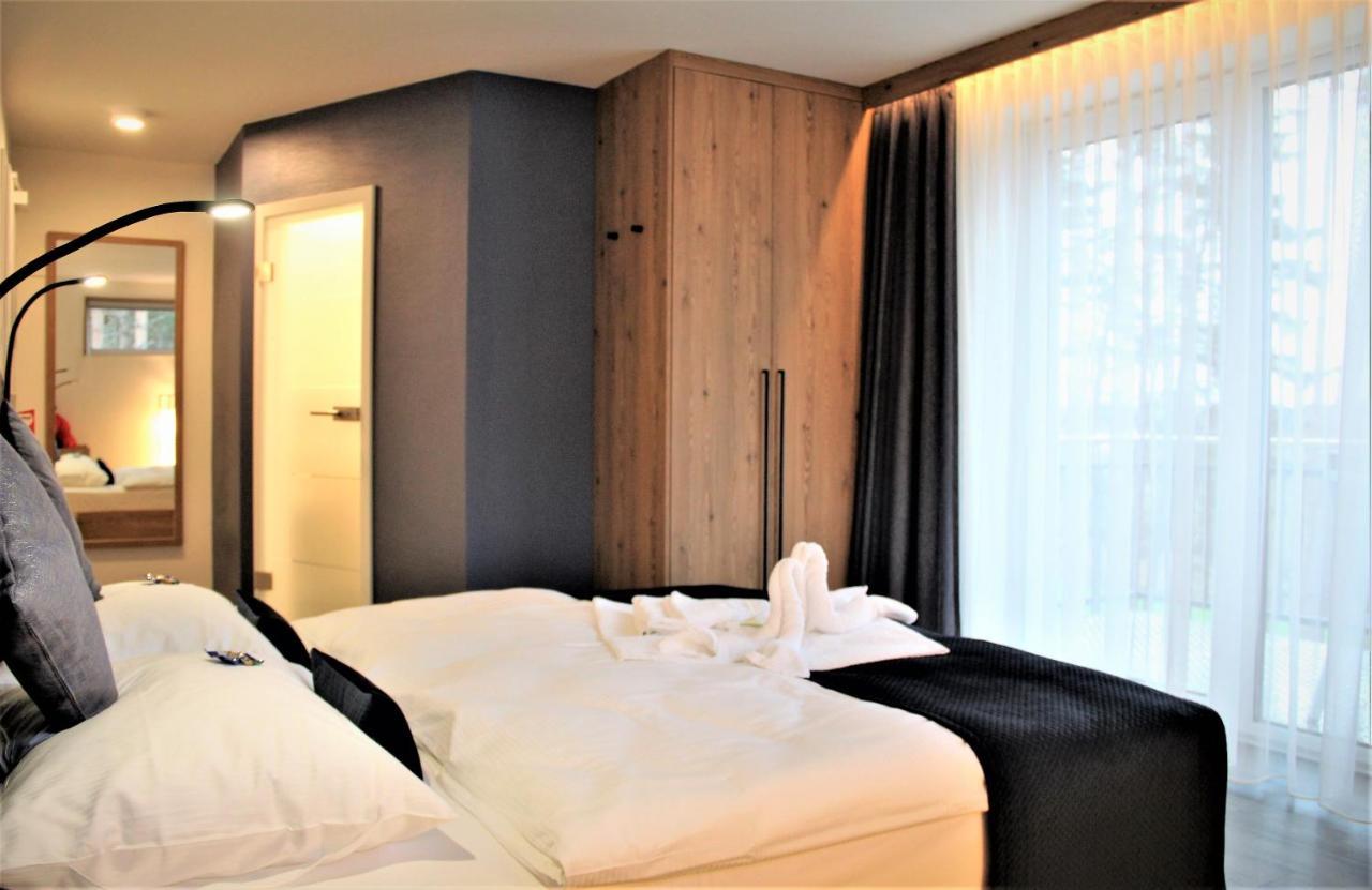 Fuenfseen Art & Galerie Hotel Lenz Plauer See מראה חיצוני תמונה