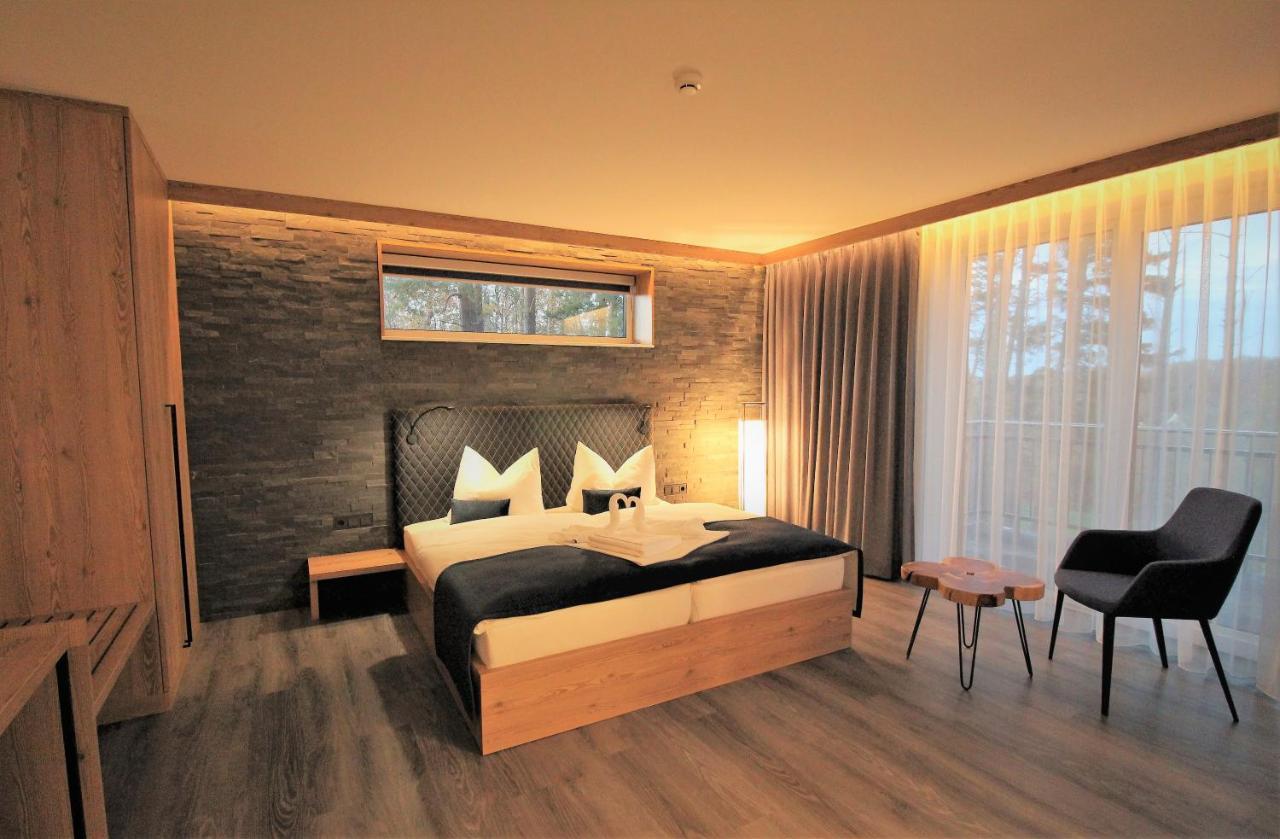 Fuenfseen Art & Galerie Hotel Lenz Plauer See מראה חיצוני תמונה