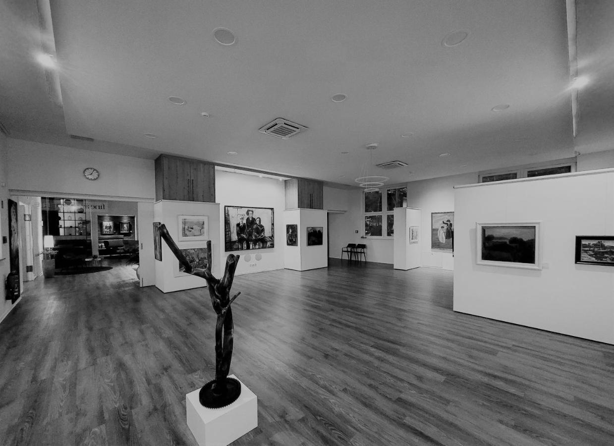 Fuenfseen Art & Galerie Hotel Lenz Plauer See מראה חיצוני תמונה